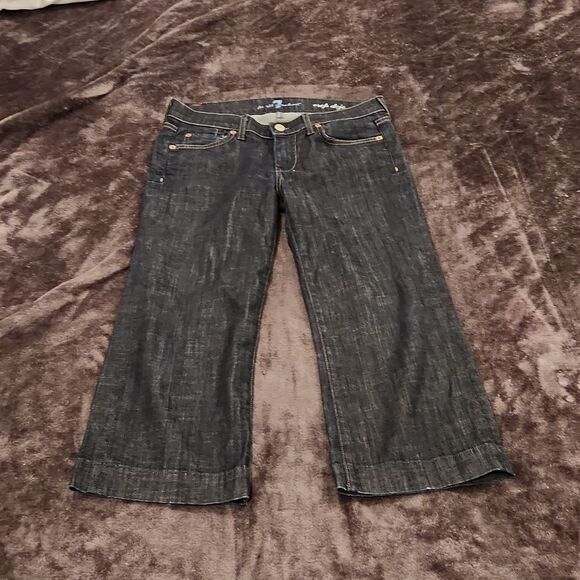 Dark wash 7 for all mankind Dojo crops size 27! - Picture 1 of 11